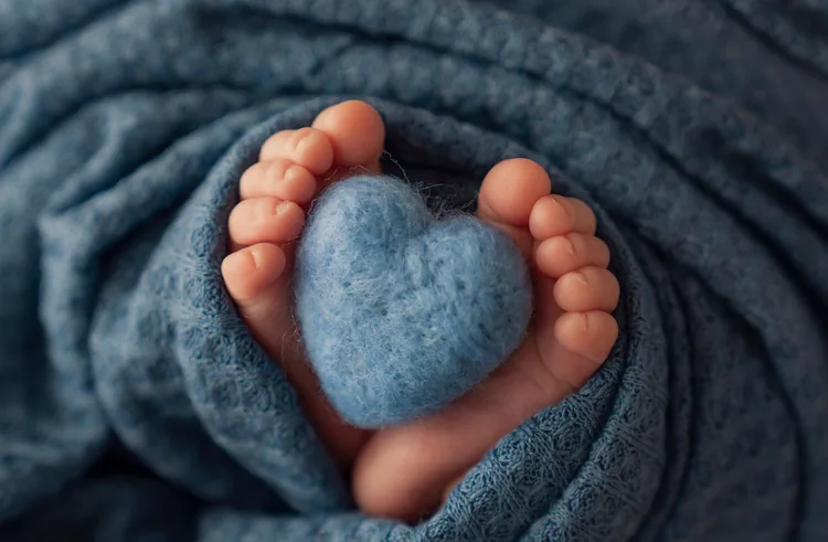 Newborn portrait by Yerandis